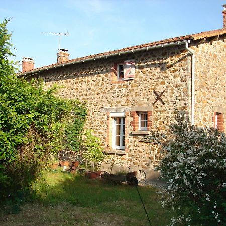 Gite Climatise De La Haute Rue Touvois Exterior photo